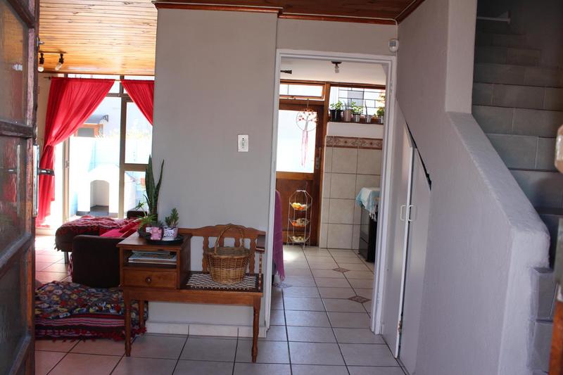 2 Bedroom Property for Sale in Goodwood Estate Western Cape